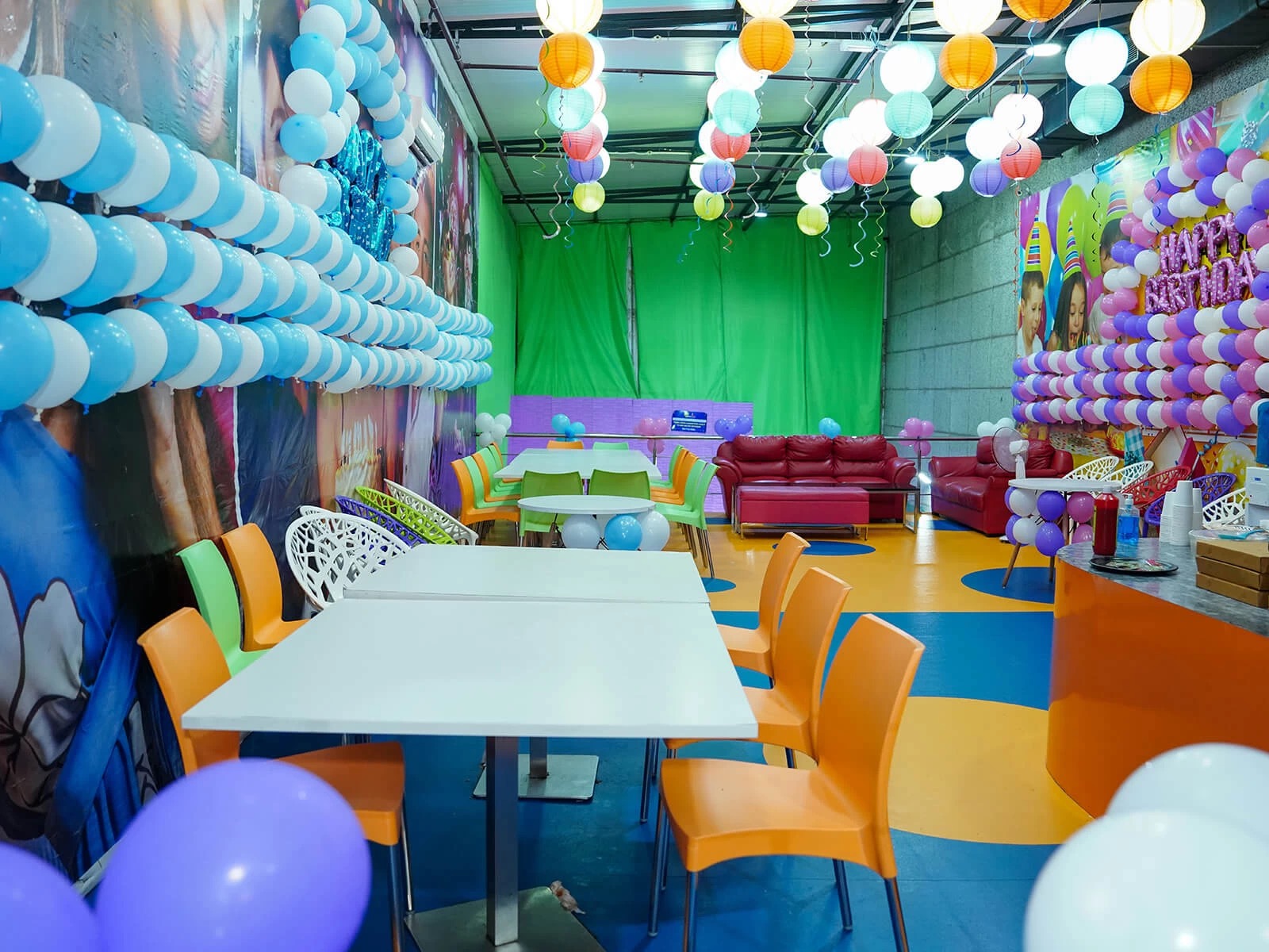 party room decoration at skyjumper